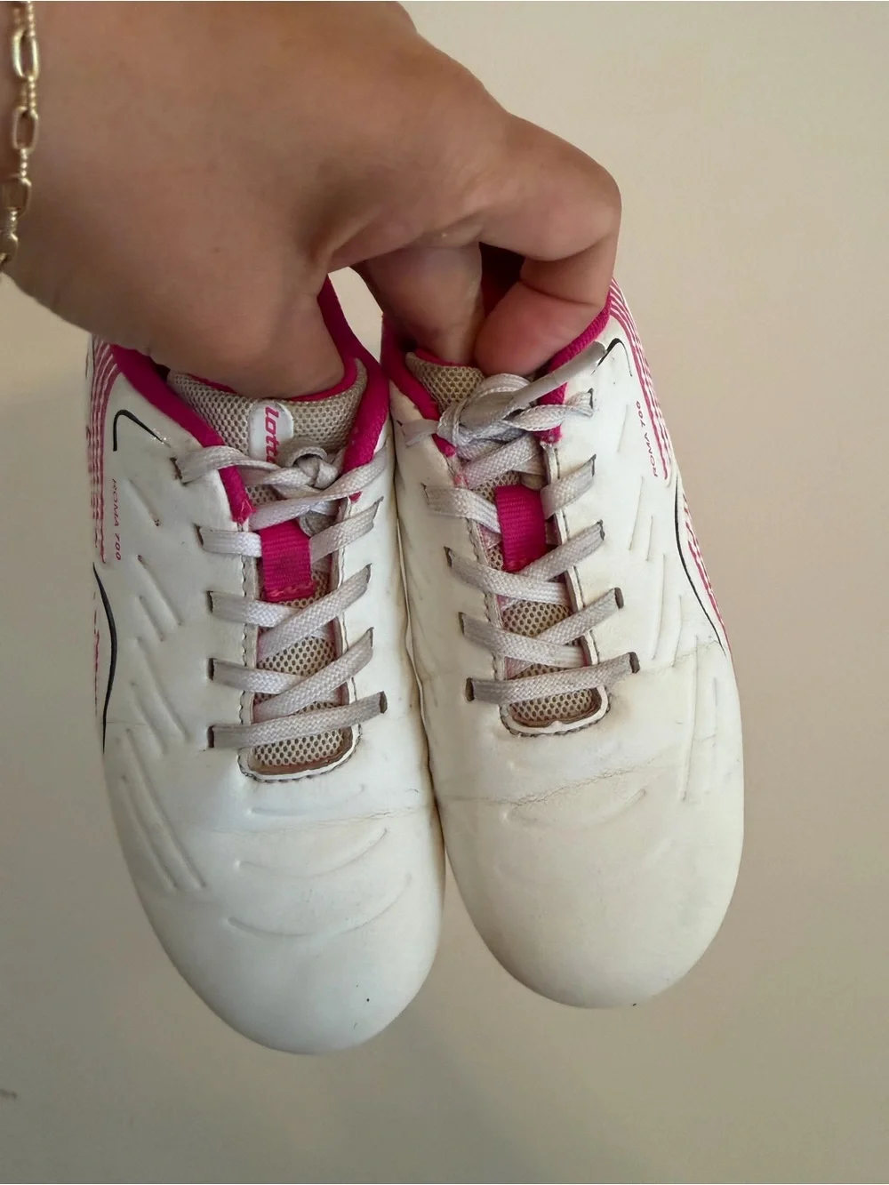 Girls white & Pink Athletic Sneakers/cleats - Picture 1 of 3
